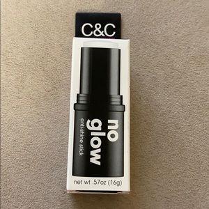 No glow anti shine stick